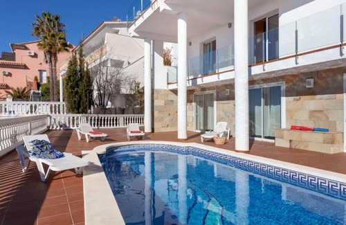 Lloret de Mar House | Holiday Home Vuiton by Interhome