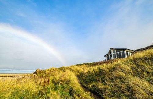 Lossiemouth House | Holiday Home Waters Edge by Interhome