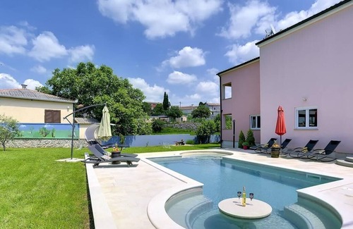 Orihi House | Holiday house Barban for 1 - 12 persons with 6 bedrooms - Holiday home