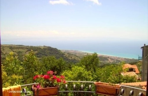 Falerna House | Holiday house in Italy, quietly but not lonely, wonderful view to the sea