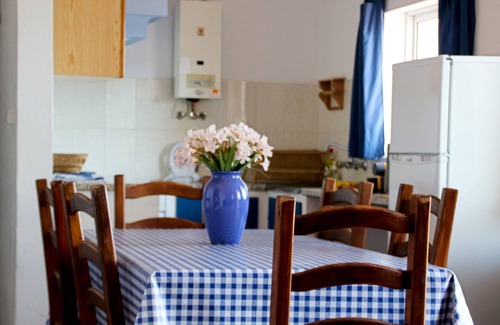 Assuncao House | Holiday house in rural area overlooking the dam of the Caia.