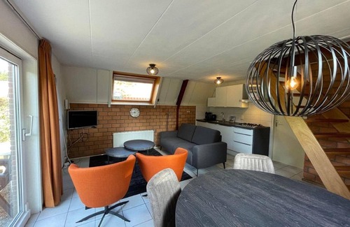 Sint Nicolaasga House | Holiday House in Friesland with Garden