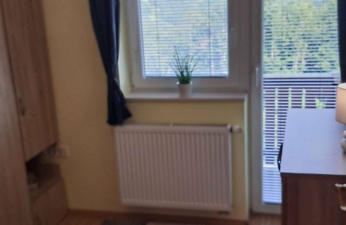 Dvor House | Holiday house rustically furnished