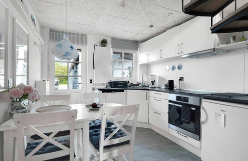 Dannemare Apartment | Holiday in the first row to the water