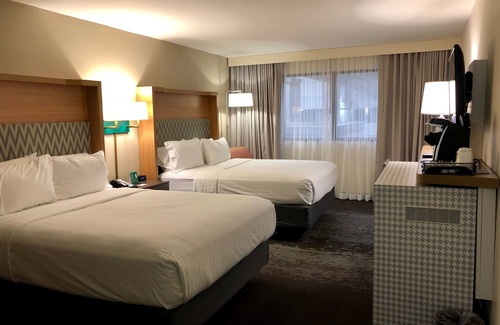 Skokie Hotel | Holiday Inn Chicago North Shore by IHG