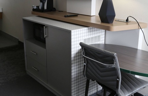 Skokie Hotel | Holiday Inn Chicago North Shore by IHG