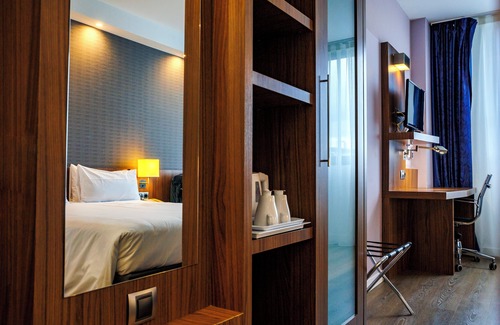 Derio Hotel | Holiday Inn Express Bilbao by IHG