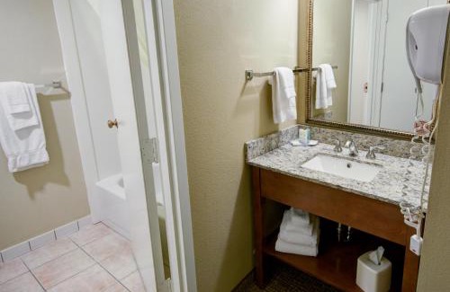 Greencastle Hotel | Holiday Inn Express Greencastle by IHG