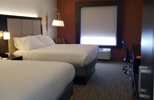 Okeechobee Hotel | Holiday Inn Express Hotel & Suites Lake Okeechobee by IHG