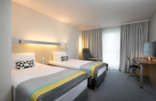 Sudstadt Hotel | Holiday Inn Express Nürnberg-Schwabach