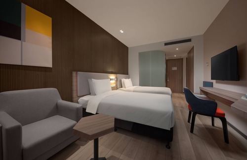 Minhang Hotel | Holiday Inn Express Shanghai Pujiang by IHG