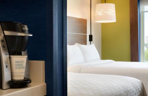 Macon Hotel | Holiday Inn Express & Suites Macon North by IHG