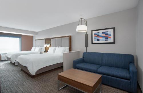 Clinton Hotel | Holiday Inn Express & Suites Clinton by IHG