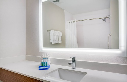 Fleming Island Hotel | Holiday Inn Express & Suites Fleming Island by IHG