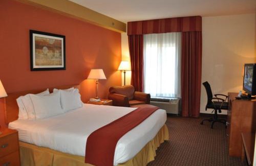 Williamston Hotel | Holiday Inn Express Williamston by IHG