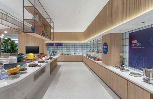 Jinfeng Qu Hotel | Holiday Inn Express Yinchuan Yuehai