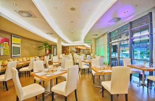 Plaine Magnien Hotel | Holiday Inn Mauritius Mon Trésor by IHG