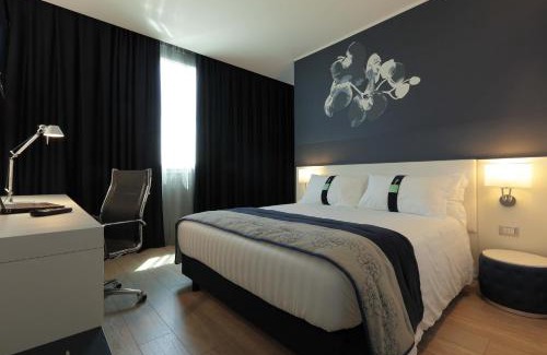 Cinisello Balsamo Hotel | Holiday Inn Milan Nord Zara by IHG