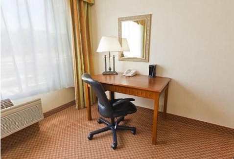 Saunderstown Hotel | Holiday Inn South Kingstown-Newport Area by IHG