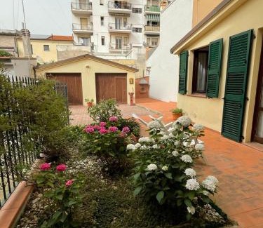 Palombina Nuova Apartment | Holiday Land