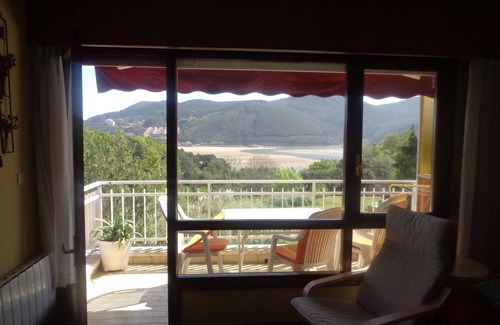 Sukarrieta Apartment | Holidays in the Urdaibai Biosphere Reserve Access through Operator.