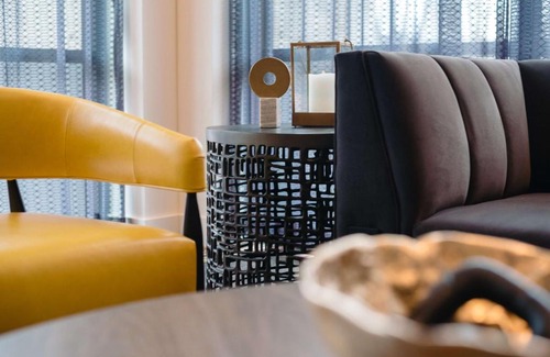 Central Area Hotel | Holman Riverfront Park Hotel Salem, Tapestry By Hilton