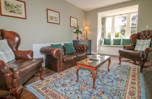 Great Longstone House | Holmefield