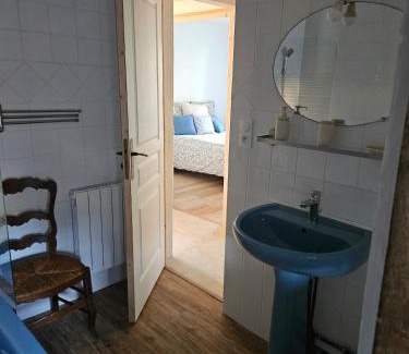 Sainpuits House | Holy Cottage