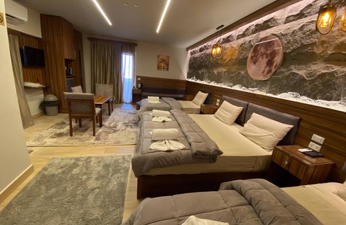 Downtown Cairo Hotel | Holy Sheet Plus