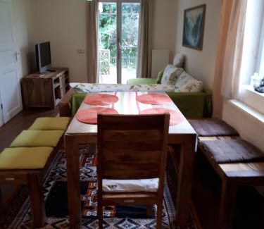 Burgheim House | Holzhaus mit grüner Aussicht zum Erholen