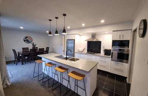 Rolleston House | Home Away From Home - Rolleston