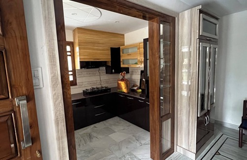 Banikhet Apartment | Home Away fromHome