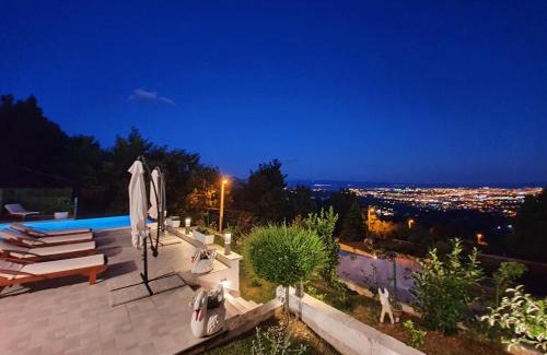 Klis Villa | Home DESPACITO in Klis, Split - private heated pool
