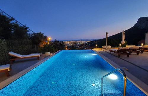 Klis Villa | Home DESPACITO in Klis, Split - private heated pool