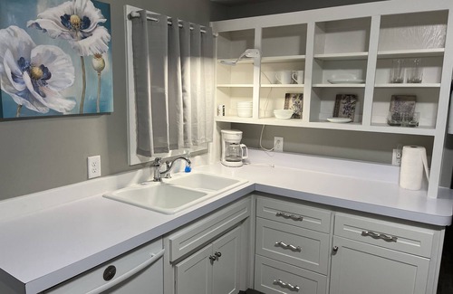 Alexandria House | Home in the Center of the City!