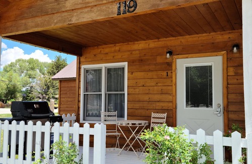 Pinedale House | Home Located Close to Everything in Pinedale