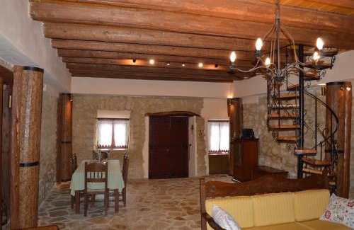 Aleimmatades House | Home · Makrades Corfu