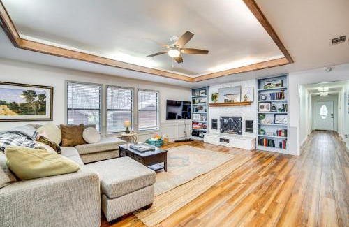 Yantis House | Home on Lake Fork Patio, Grill and Fire Pit!