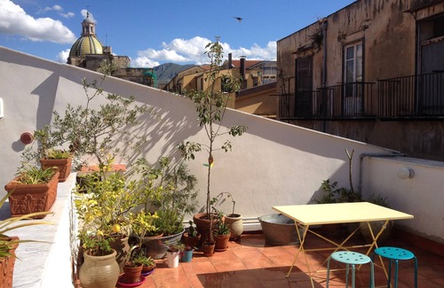 Centro Storico Apartment | home to the four cantos