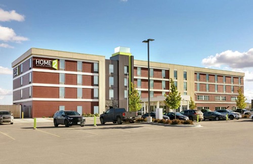 Fort St. John Hotel | Home2 Suites by Hilton Fort St. John
