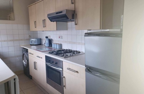 Levenmouth House | Homely Apartment near the Beach with Mini Luxuries