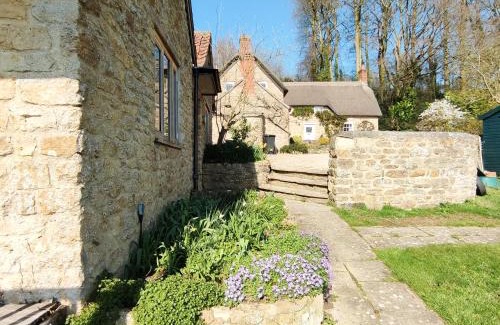 Wincanton House | Homer's Cottage