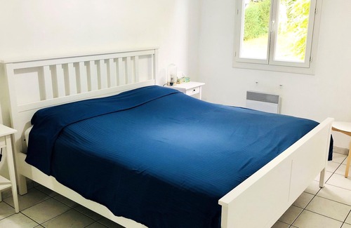 Villemeux-sur-Eure Villa | Homerez - Amazing villa for 8 ppl. with swimming-pool, sauna, jacuzzi and garden