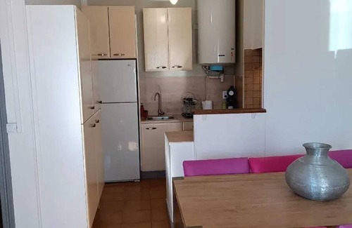 Lezignan-Corbieres Apartment | Homerez - Apartment in Lézignan-Corbières