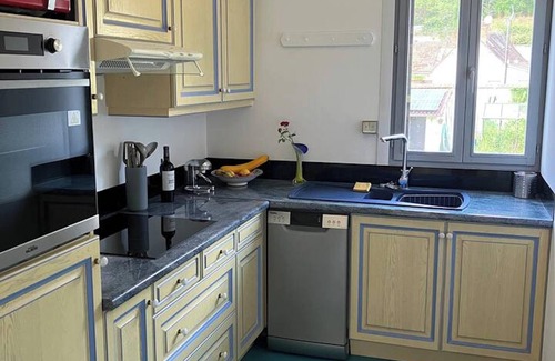 Nonancourt Apartment | Homerez - Apartment in Nonancourt