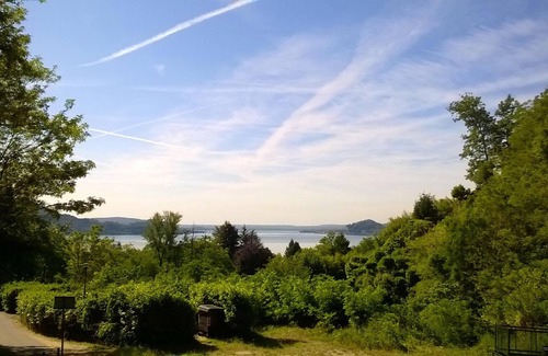 Nebbiuno Apartment | Homerez - Appartement 1 km away from the beach for 4 ppl. with balcony at Lesa