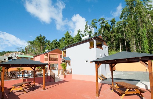 Cafeiere Apartment | Homerez - Appartement 900 m away from the beach for 4 ppl. with shared pool