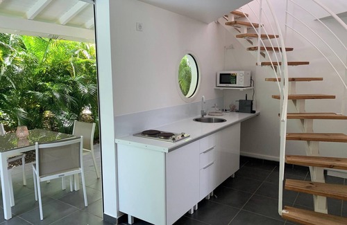 L'Autre-Bord Apartment | Homerez - Apt. in Le Moule, pool view