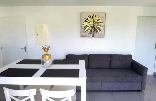 Oyster Pond Apartment | Homerez - Apt. Saint Martin, pool.