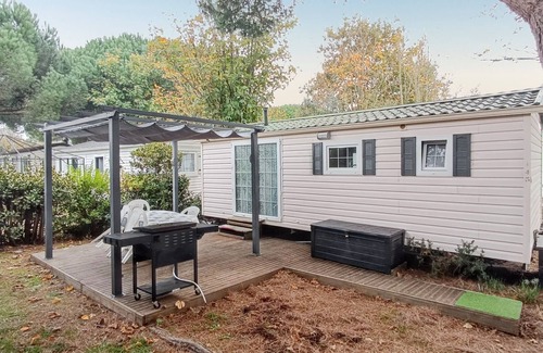 La Cotiniere House | Homerez - Bungalow in Saint-Pierre-d'Oléron